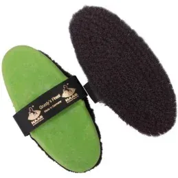 BROSSE DOUCE HAAS GRUNDY&rsquo;S Must-Have