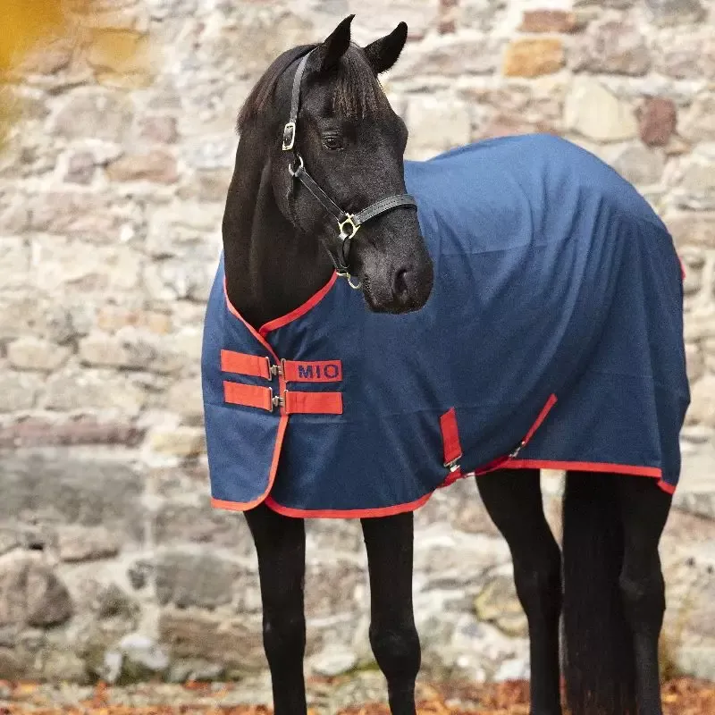 Couverture d'curie Horseware Mio Stable Sheet cheval - 140 cm - Marine/Rouge BR00 Pas Cher