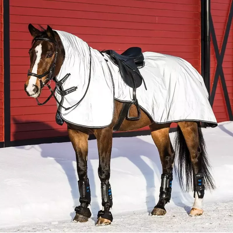 Promotion Saisonnire Couvre-reins cheval Horseware avec couvre-cou rflchissant Rambo 50g - S-130