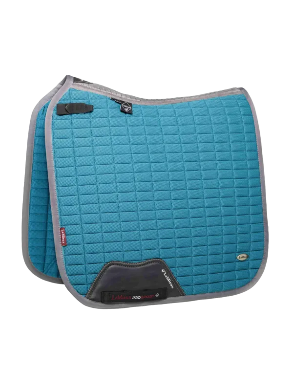 Usine Directe Tapis LeMieux Self-Cool Dressage Square - L - Bleu