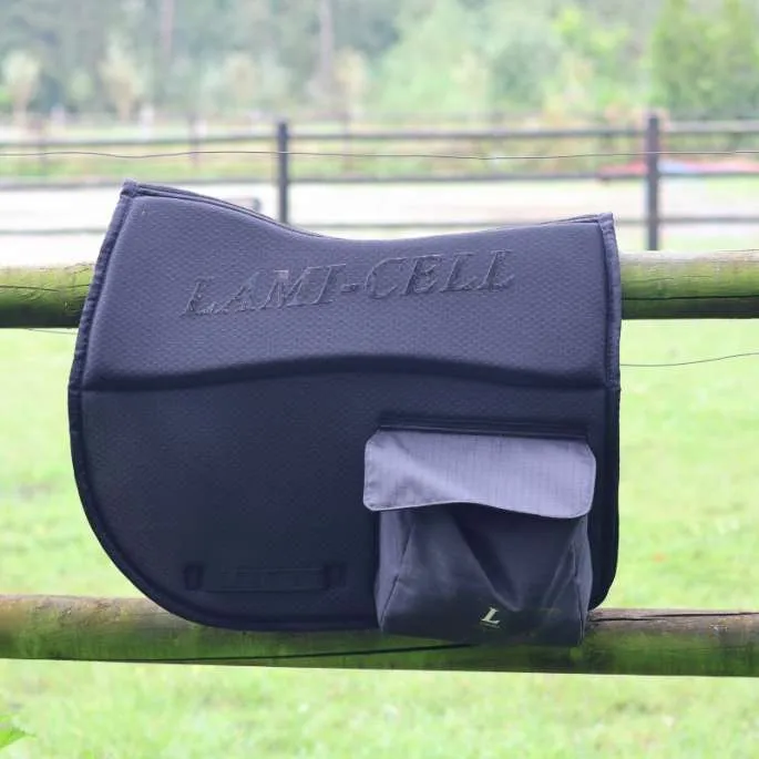 Tapis de randonne  poches- Lami-Cell – noir – cheval (full ) Petit Prix