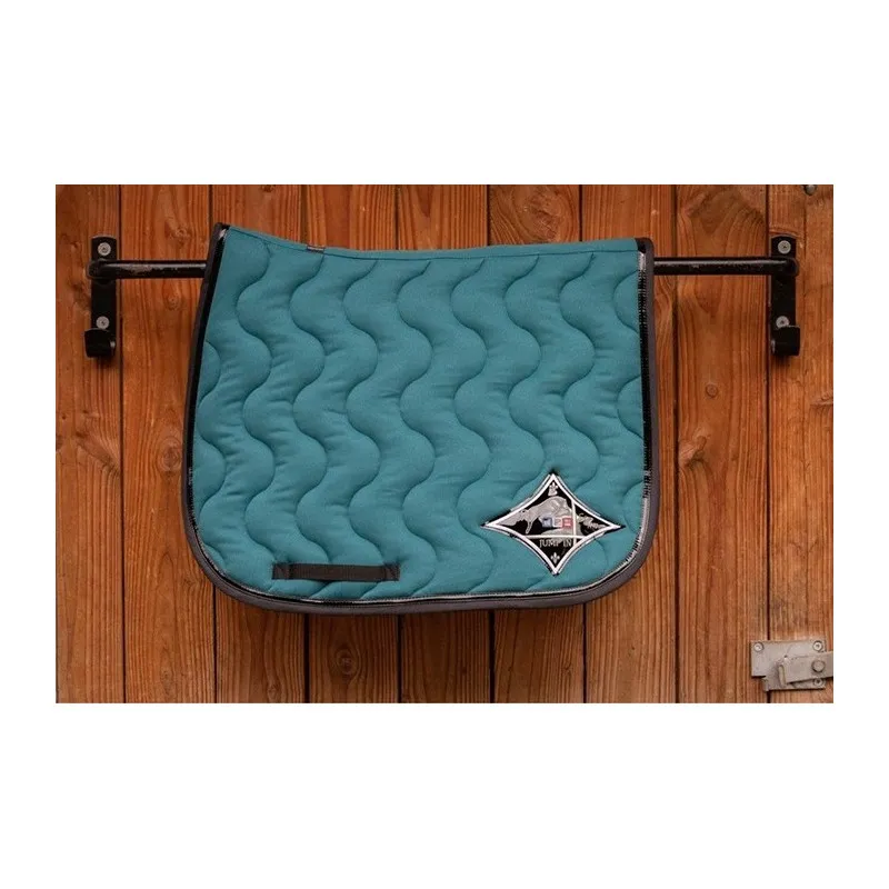 JUMPIN – Tapis de selle cusson – Cheval – Bleu canard / Noir Produit De Marque