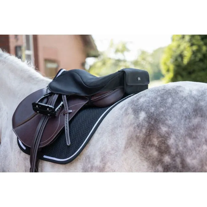 Achetez Aujourdhui Saddle Covers HKM Saddle Heating Cover Jumping Style (no battery) - 16-17 "