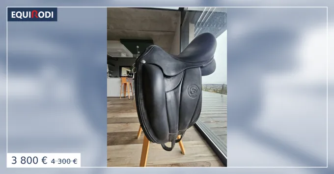 Selle DRESSAGE AACHEN 17 FORESTIER Commander Maintenant