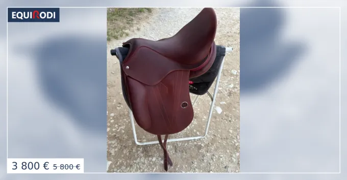 Bon March Selle dressage Meyer