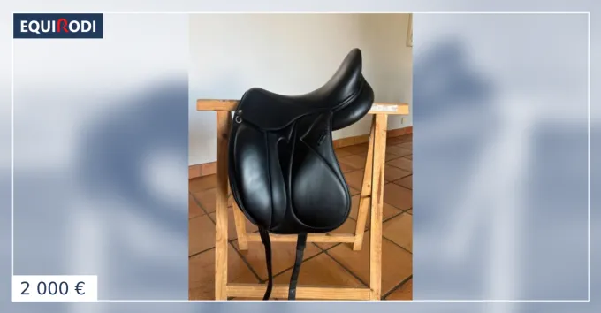 Selle de dressage Devoucoux Makila 17,5 Seulement Aujourdhui