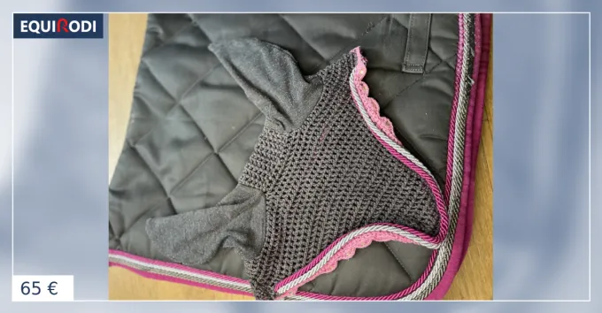 Enesemble Tapis + bonnet Prix Rduit