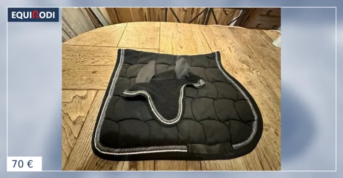 Achetez Aujourdhui TAPIS ENSEMBLE NOIR A STRASS ANNA SCARPATI