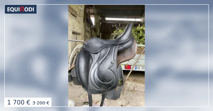 Selle de dressage ANTARES Commander Maintenant