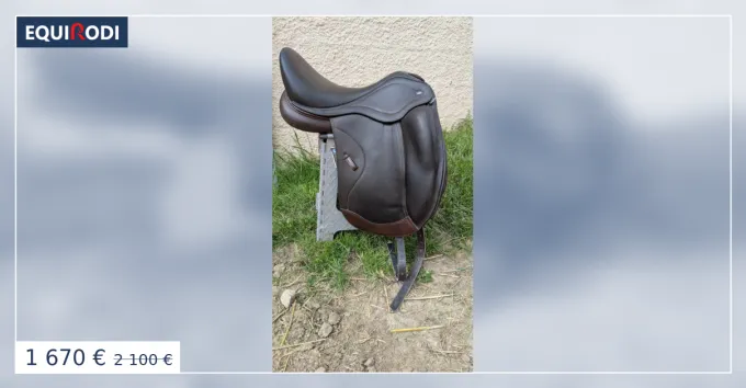 Selle dressage light ikonic Prix Bas