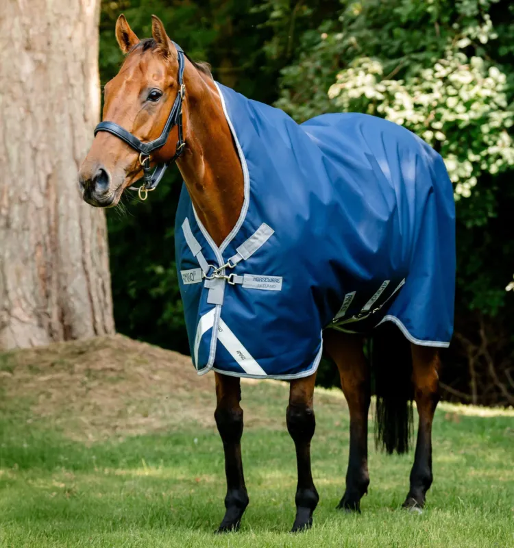 Couverture Horseware Amigo 1200D Wug Turnout 50g - 145 cm - Marine / gris titane / argent Retour Gratuit